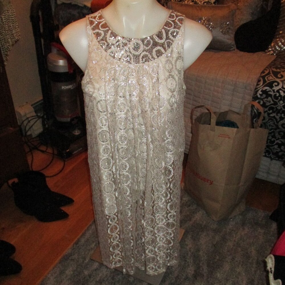 Alfani gold dress with pearl trims sz small sleeveless and dressy